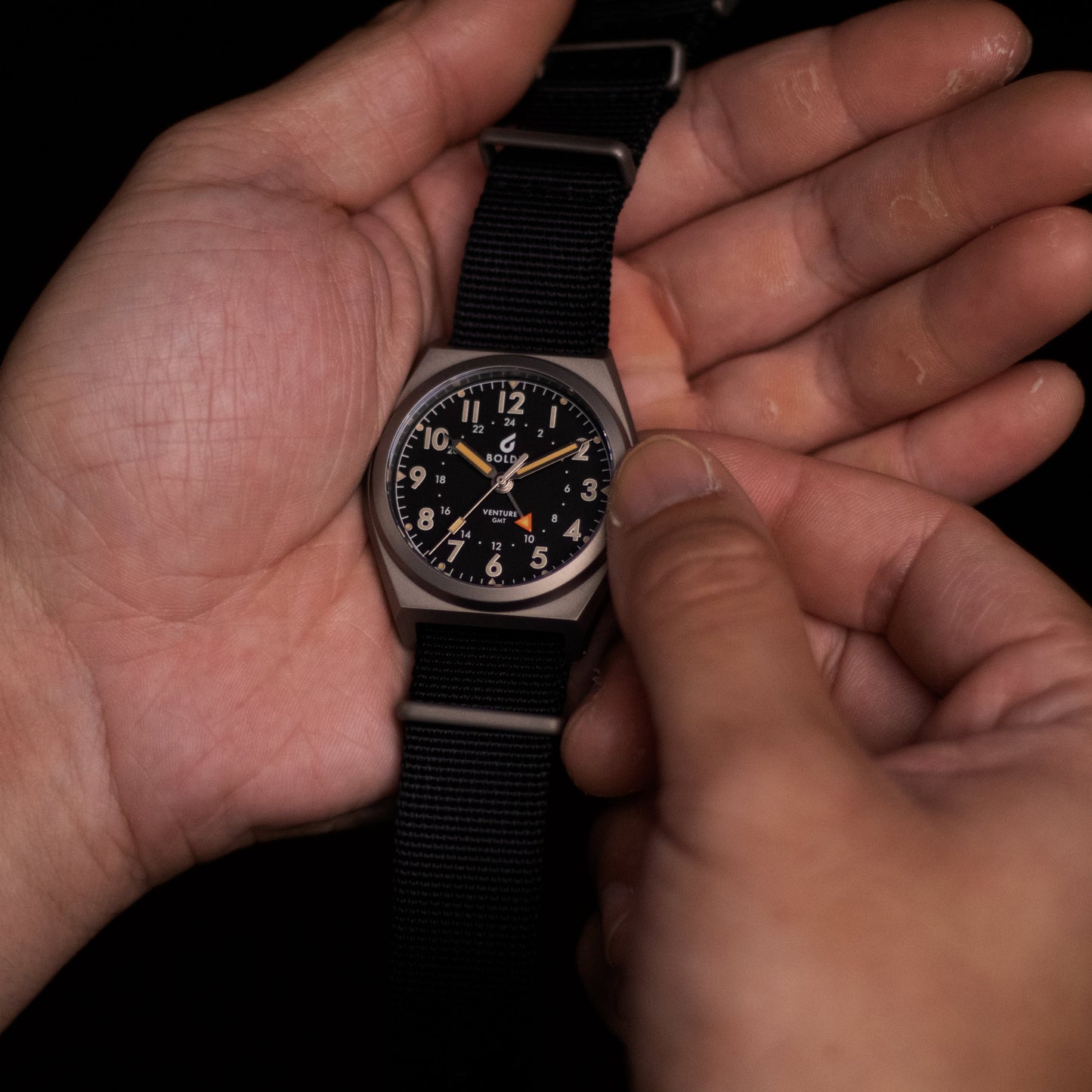 Venture GMT Black